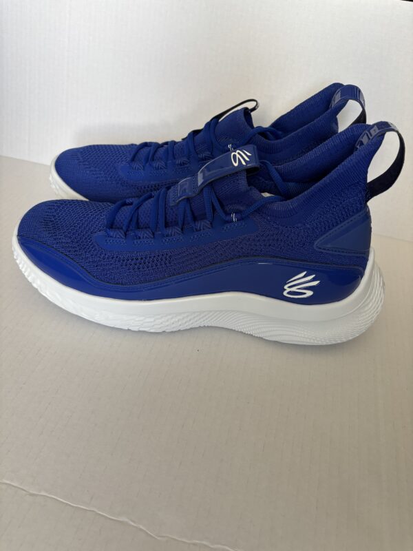 Curry 8