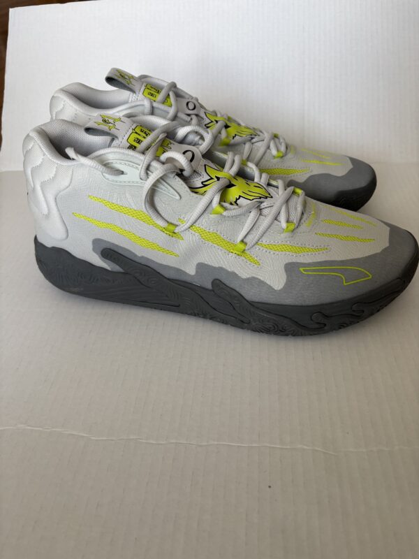 Lamelo ball MB.03